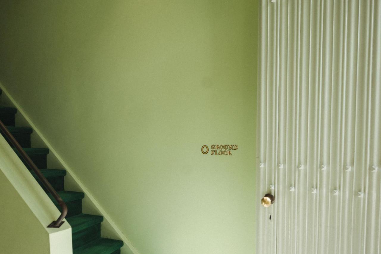 Flora Hotel Antwerp Exterior photo